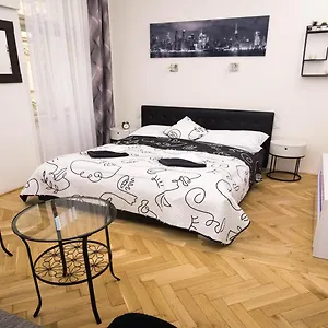 Апартаменты Black & White Apartment Prague By Wenceslas Square And Muzeum, Прага